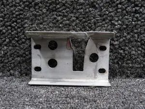 0711695-11 Cessna TR182 Clutch Cover LH